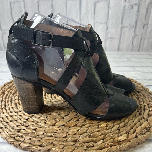 Anthropologie Brand Seychelles Black Strappy Heels. Open Toe. Size 9. - Picture 4 of 11